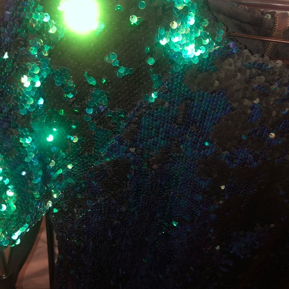Holiday Sequin Dress - Picture 3 of 8